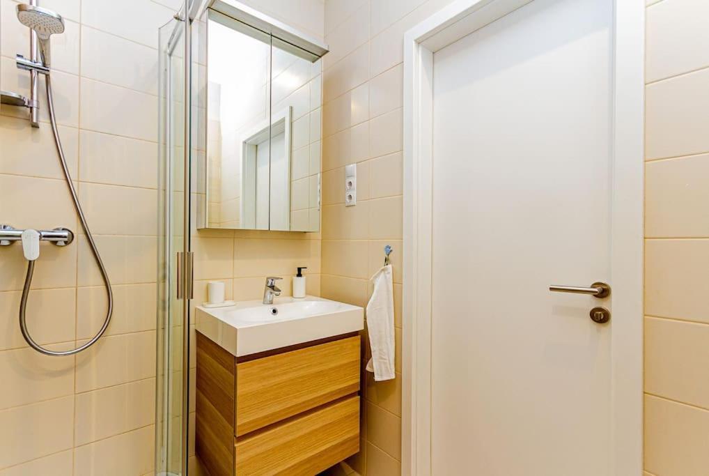 Luminous Design Apartment - W18 Budapeszt Zewnętrze zdjęcie